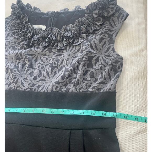 London Times Ruffle-Neck Cap-Sleeve Gray/Black Floral-Top Sheath Dress - Picture 8 of 11